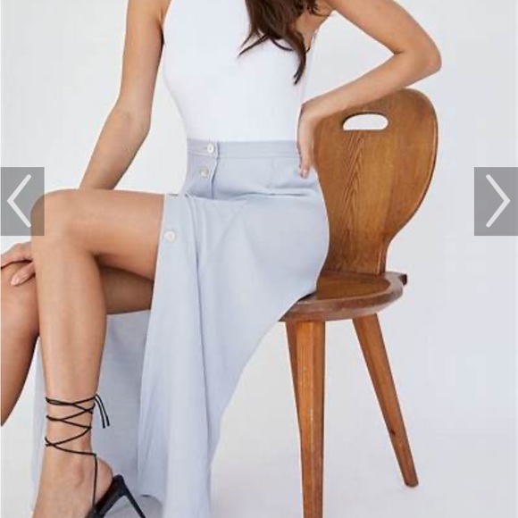 Aritzia Amalie skirt. Size 6. Light pink. EUC - Picture 3 of 11